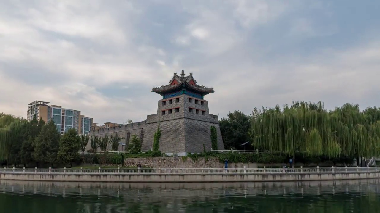 北京左安门护城河云霞夜景亮灯视频素材