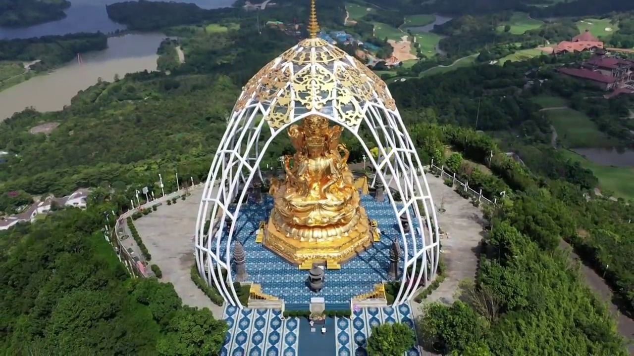 广东省深圳市盐田区东部华侨城大华兴寺航拍视频素材