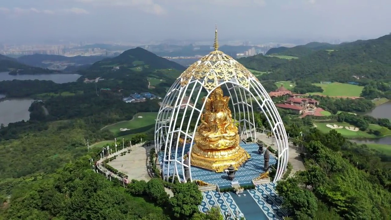 广东省深圳市盐田区东部华侨城大华兴寺航拍视频素材