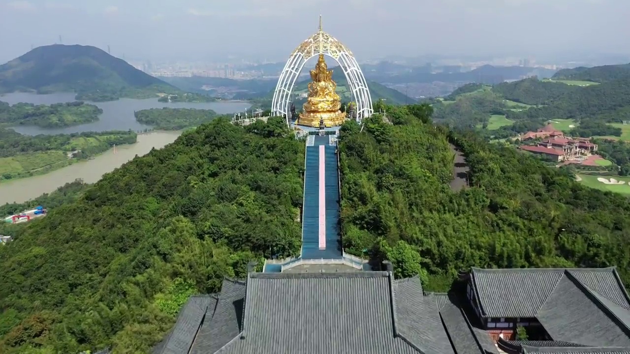 广东省深圳市盐田区东部华侨城大华兴寺航拍视频素材