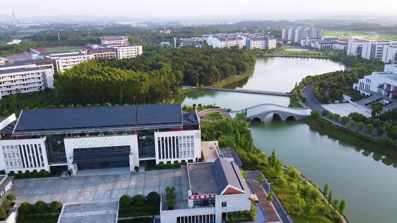 航拍江西吉安职业技术学院视频素材