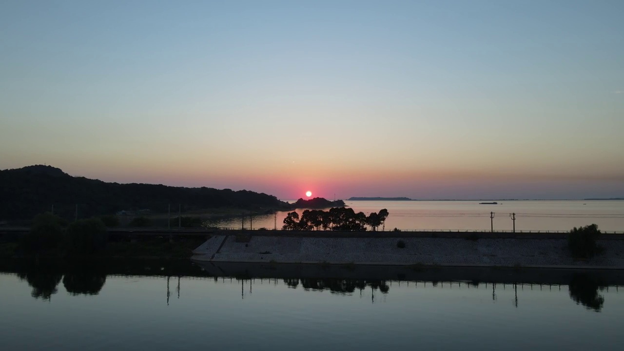 洞庭湖畔的湖光山色视频素材