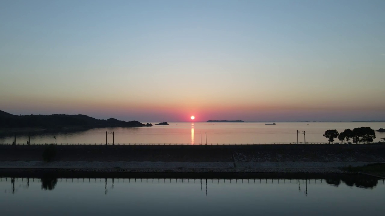 洞庭湖畔的湖光山色视频素材