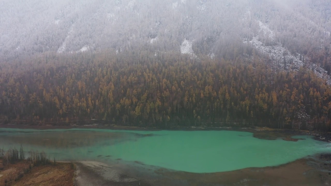 喀纳斯风雪卧龙湾01视频素材