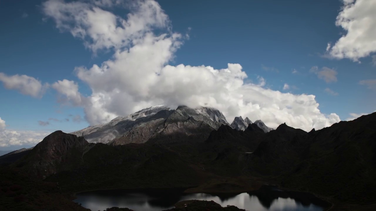 哈巴雪山 湾海 黑海 延时摄影视频素材