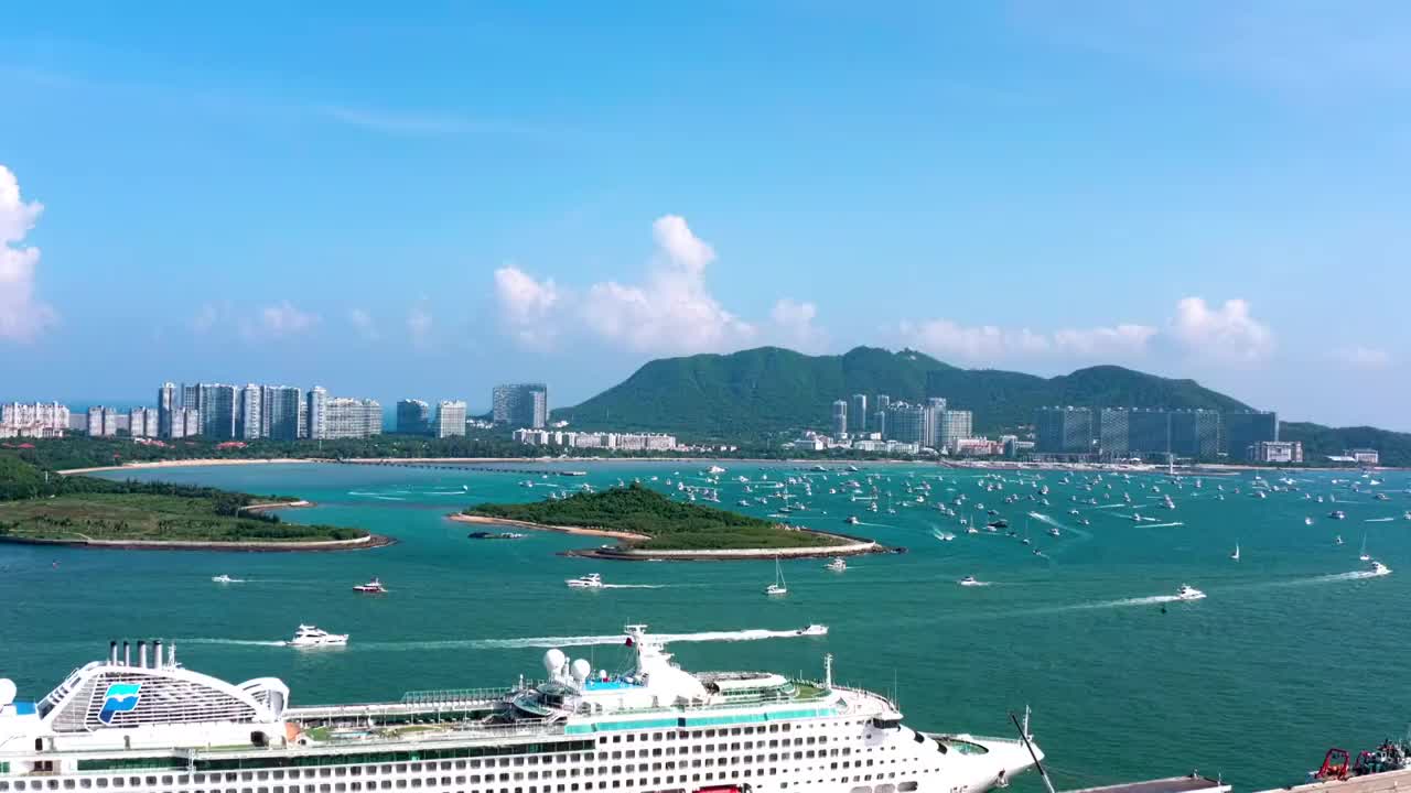 海南省三亚市三亚湾鹿回头风景区视频素材