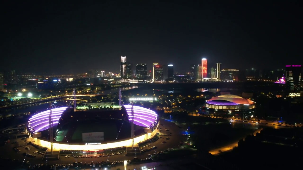 浙江义乌城市地标夜景风光滑动变焦希区柯克4K航拍视频素材