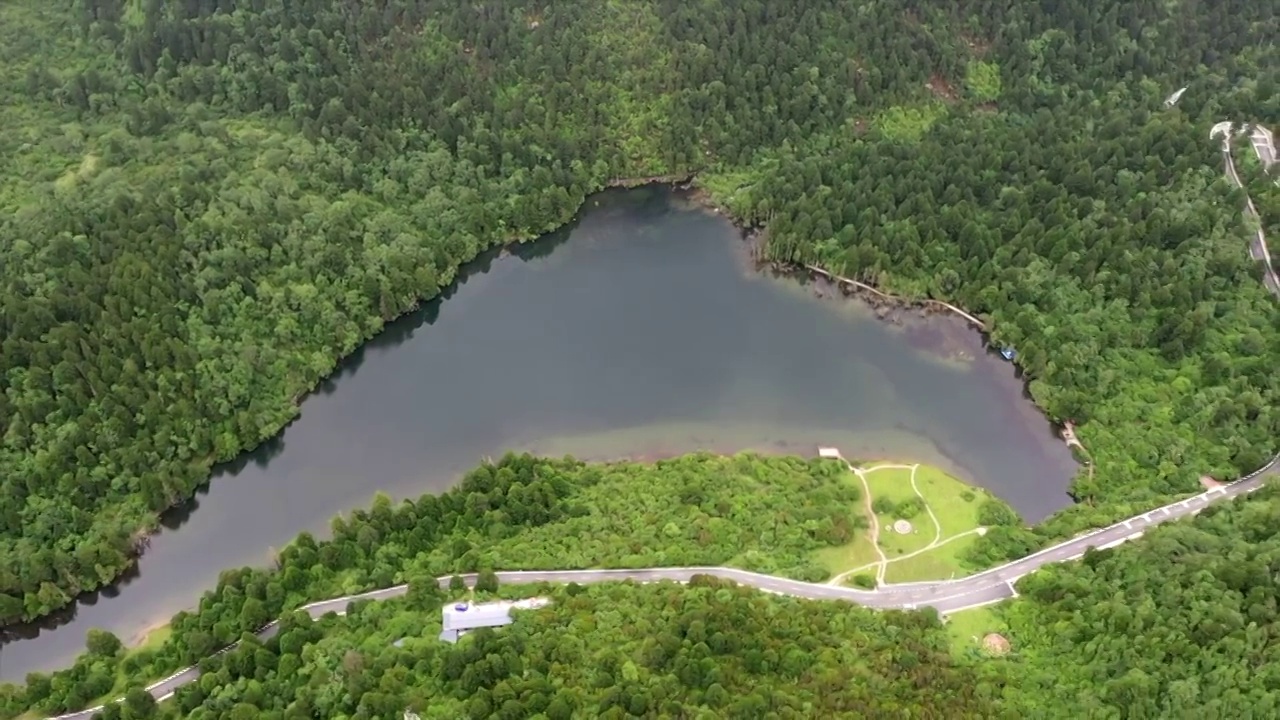 四川木格措景区七色海视频素材