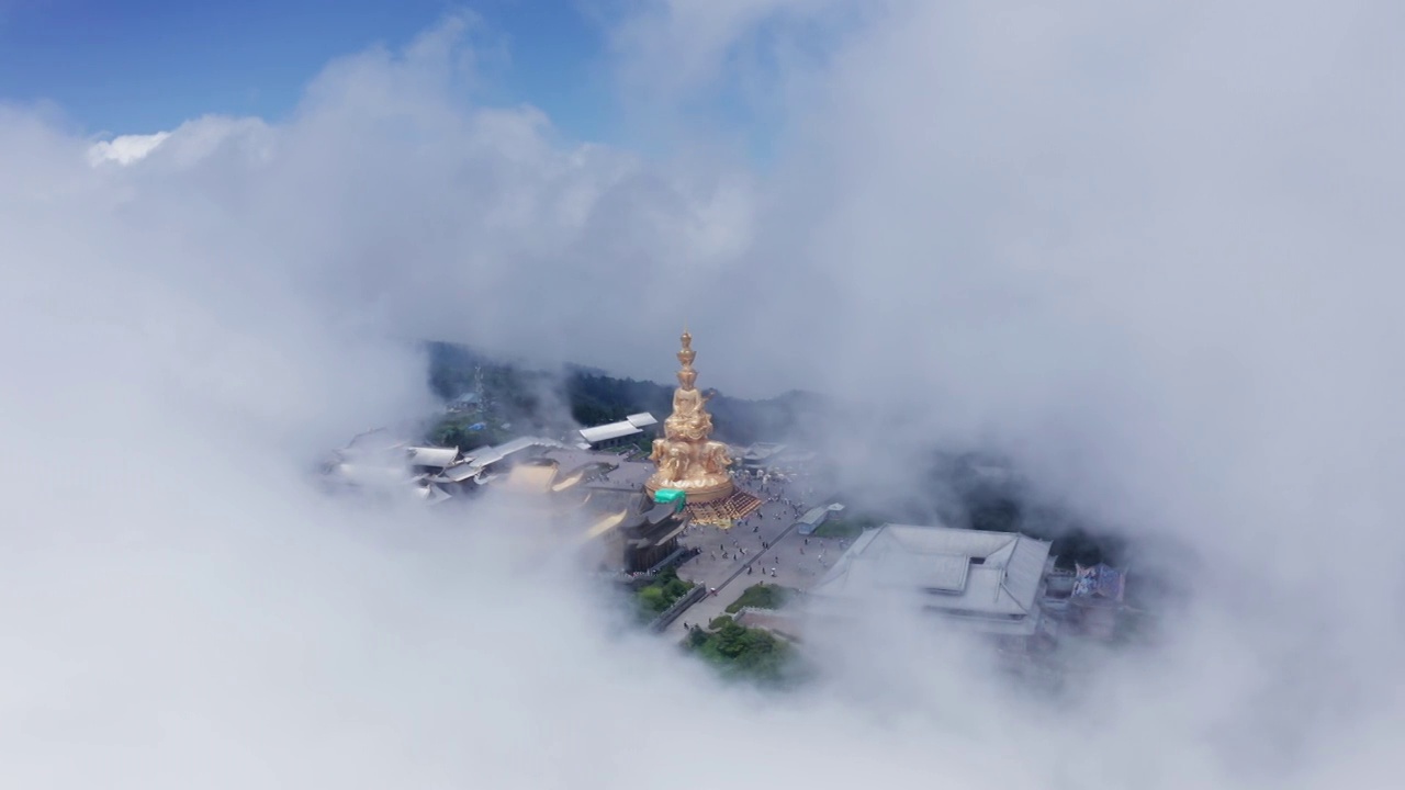 峨眉山金顶航拍（云海）视频素材