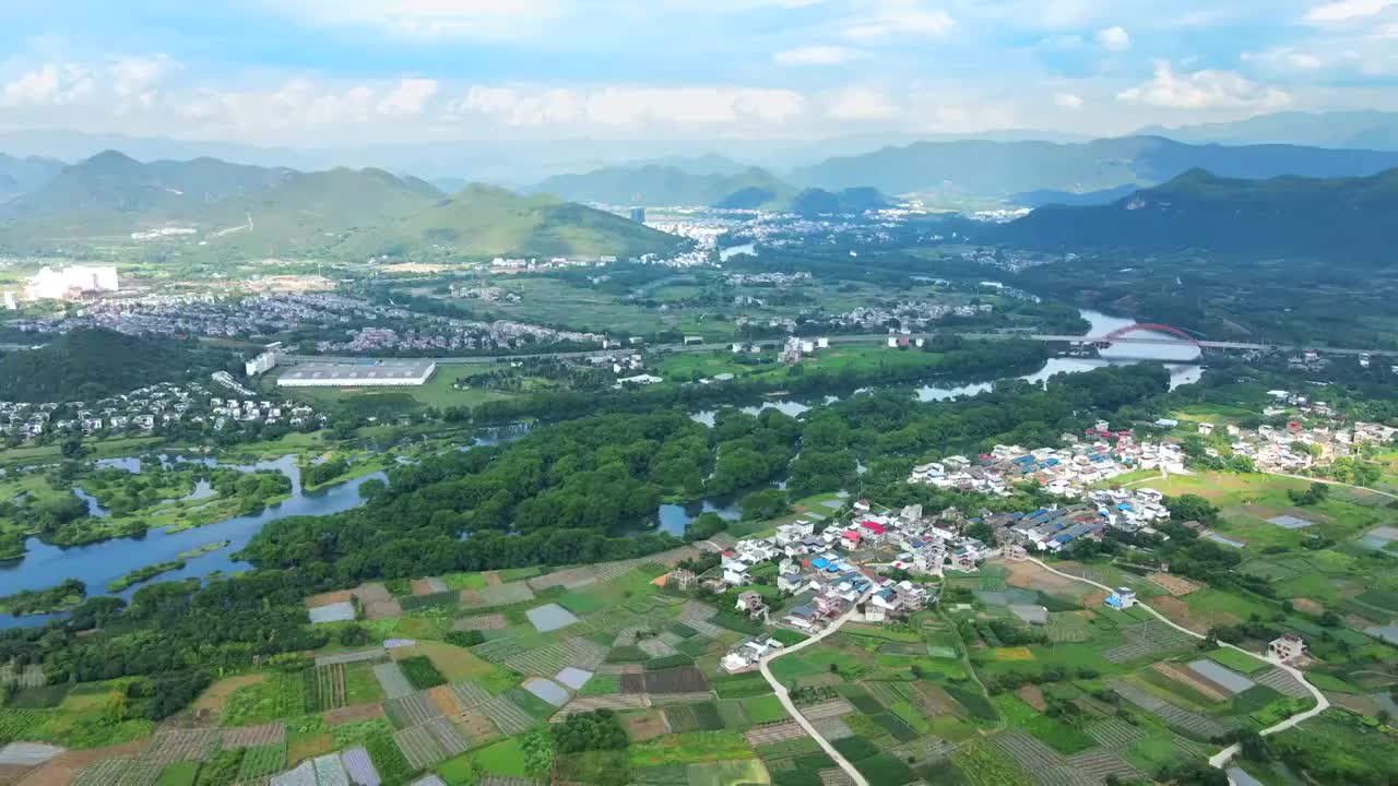 广西桂林市漓江两岸自然山水风光视频素材