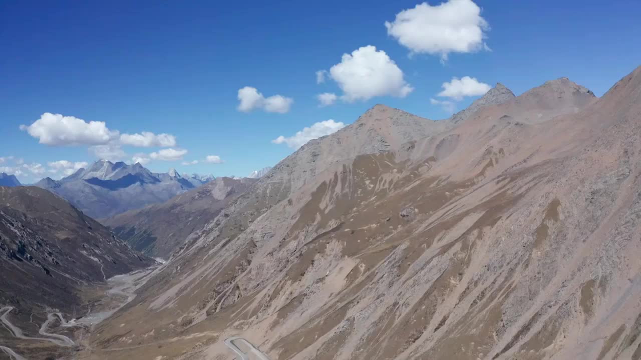 巴郎山云海视频素材