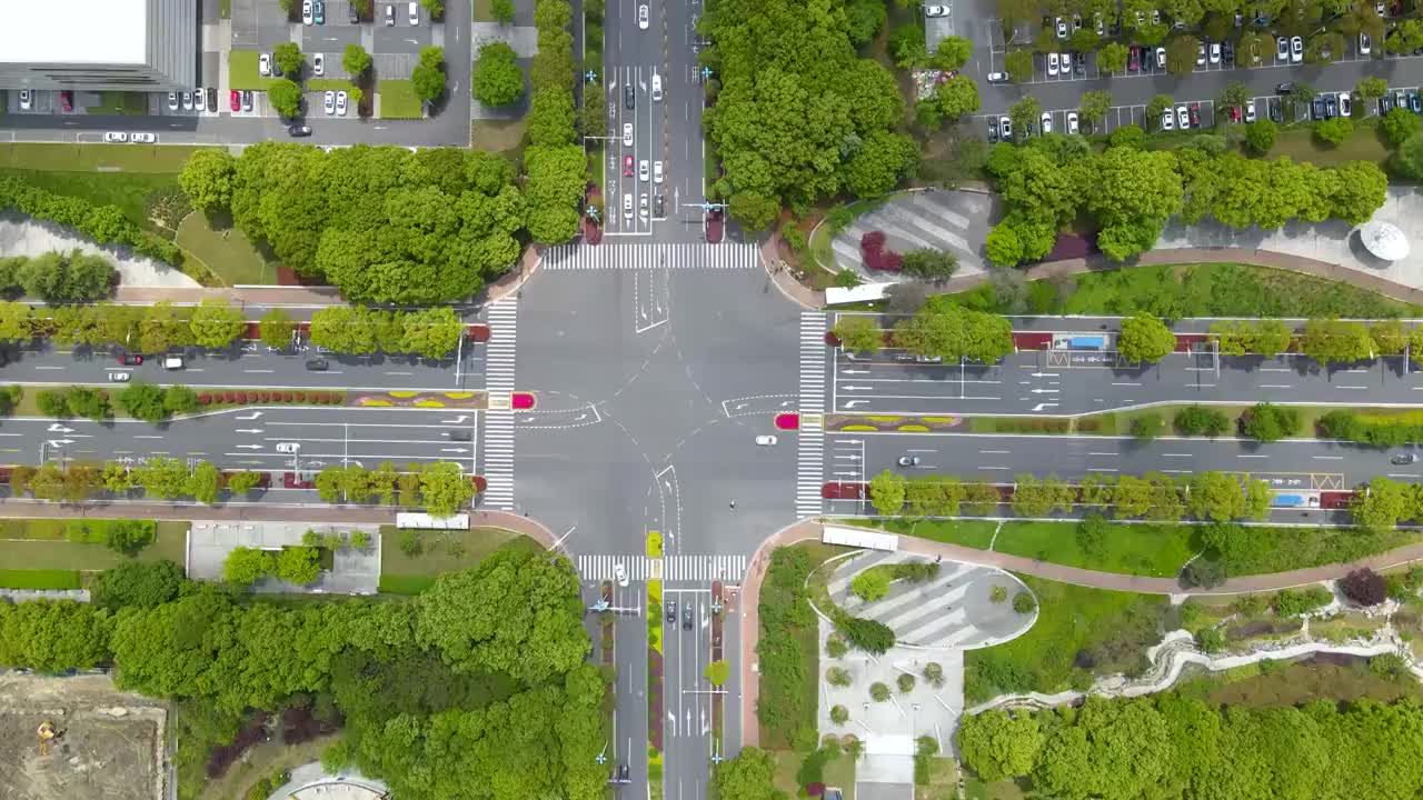 航拍城市道路街道街景视频素材