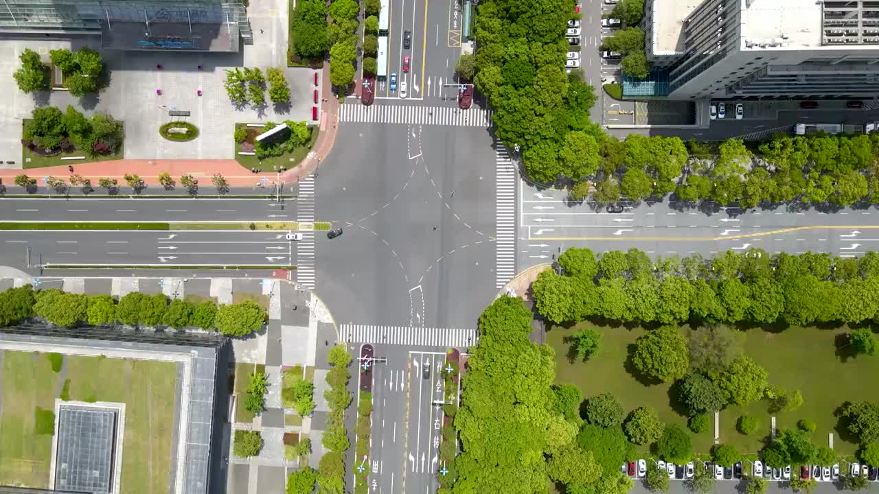 航拍城市道路街道街景视频素材