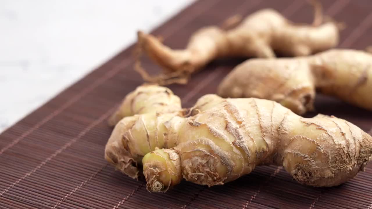 美味生鲜调料食材生姜视频素材