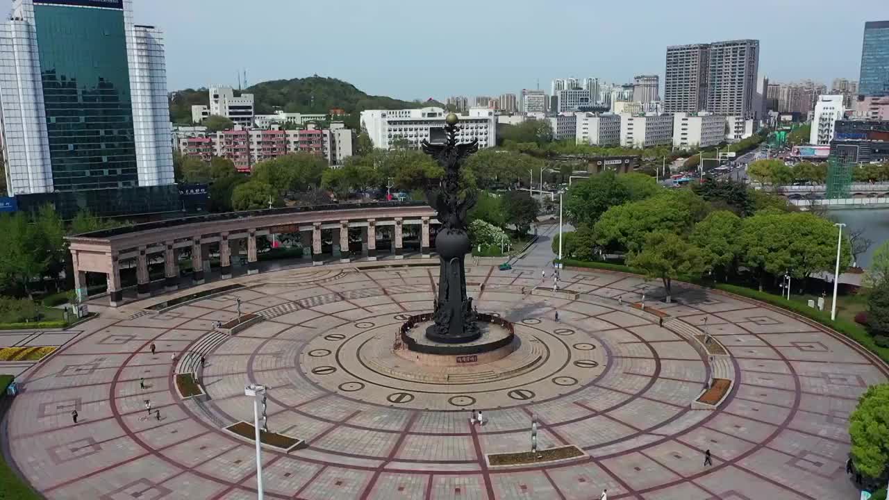 安徽芜湖鸠兹广场航拍视频素材