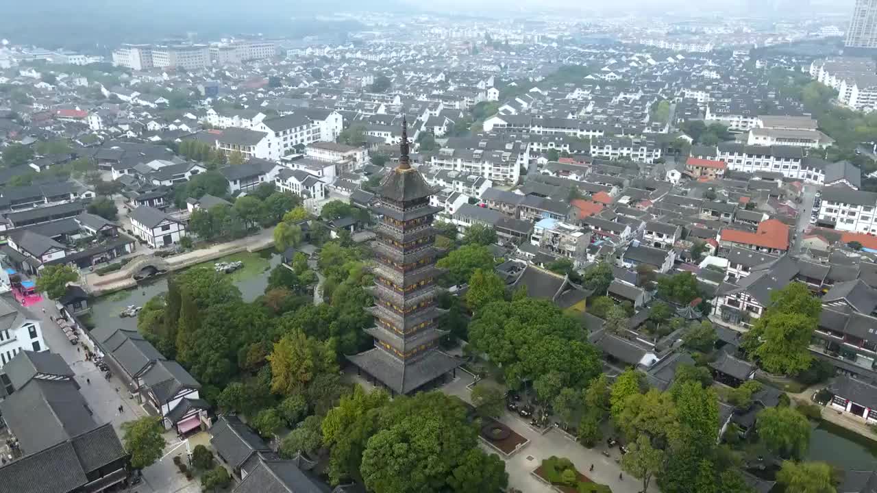 航拍江苏常熟方寺塔古建筑风景视频素材