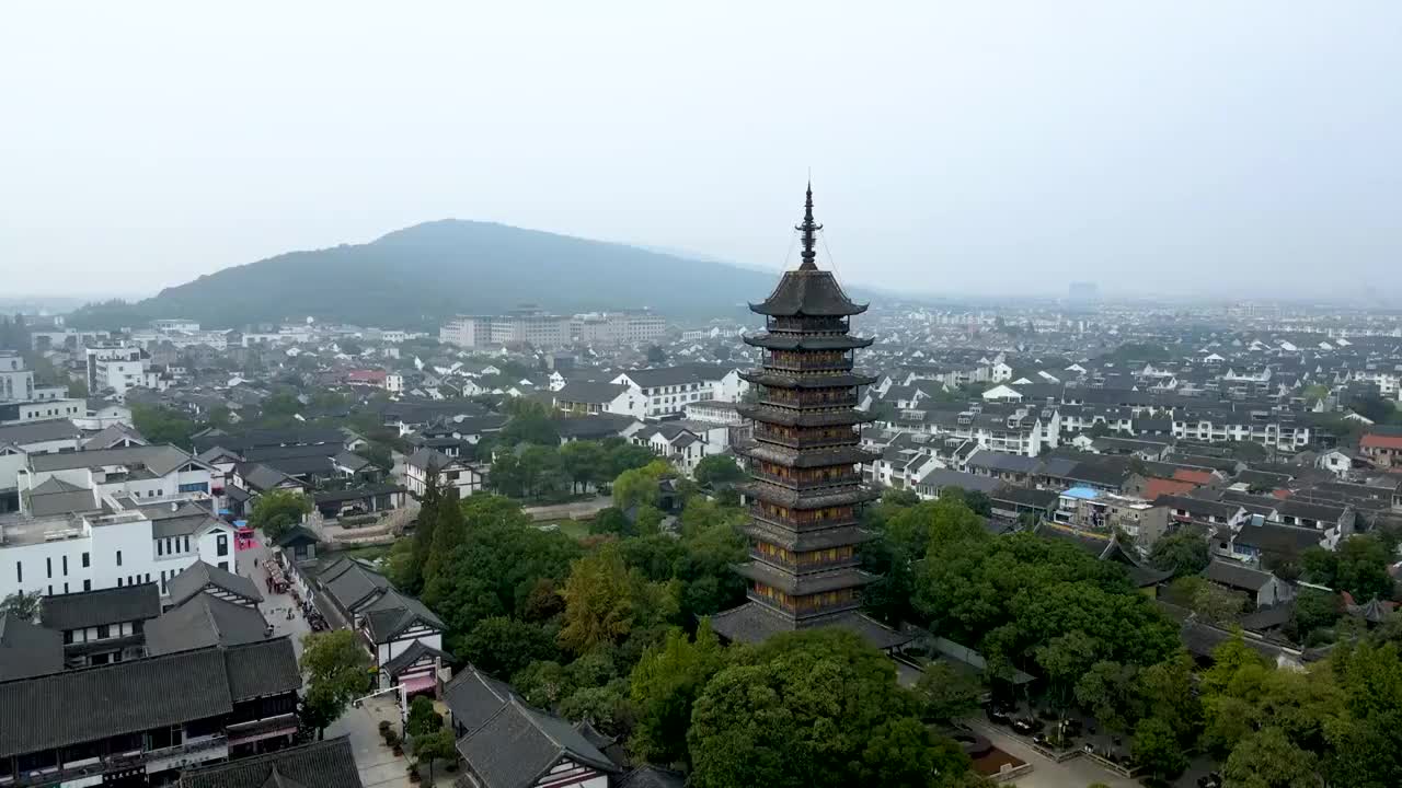 航拍江苏常熟方寺塔古建筑风景视频素材