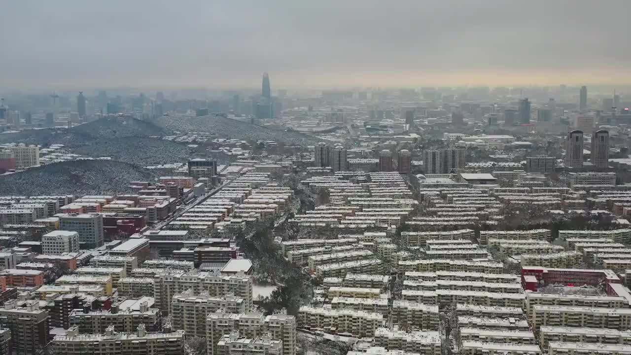 航拍雪后的济南都市风光视频素材