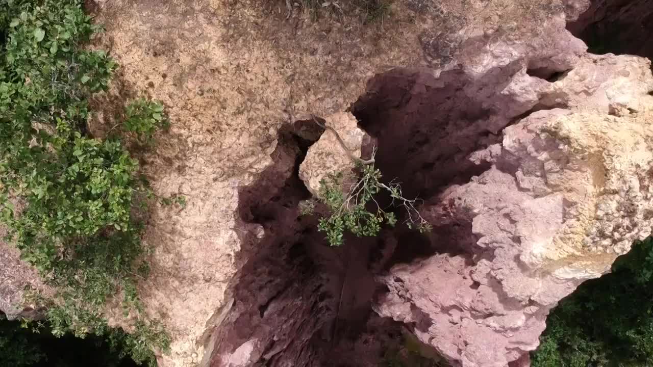 云南省红河州石屏县的一处土林地貌视频素材