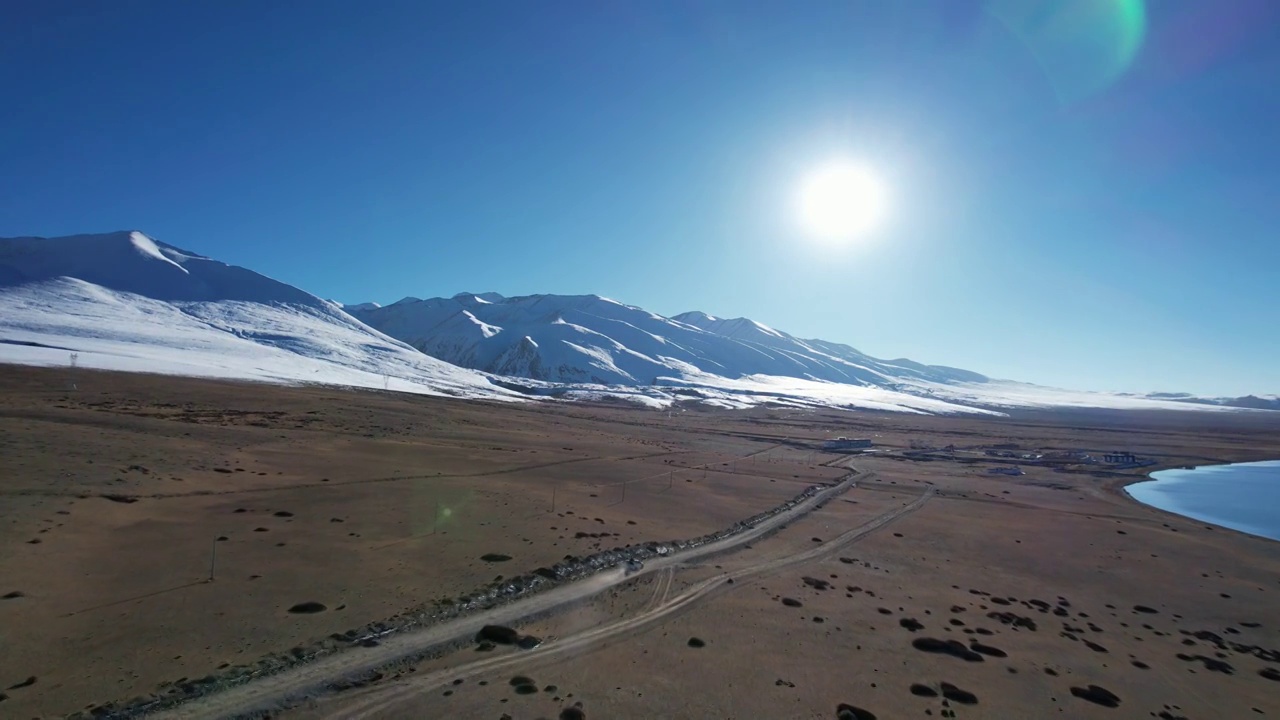 西藏阿里雪山湖泊航拍视频素材