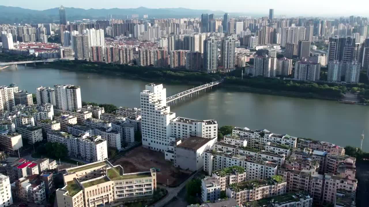 江西省赣州市赣江及沿岸城市风光航拍视频素材