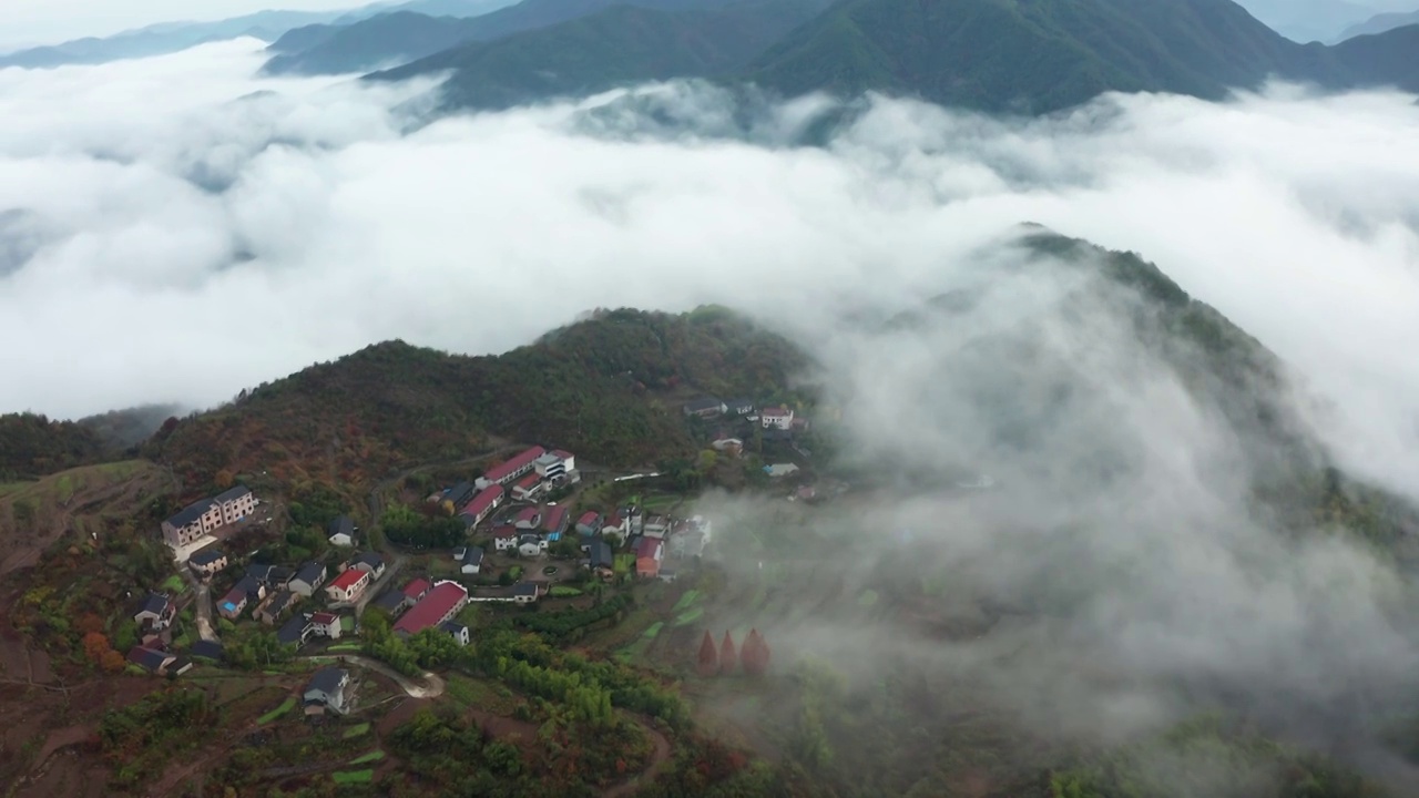 浙江东阳天山云海风光4K航拍视频素材