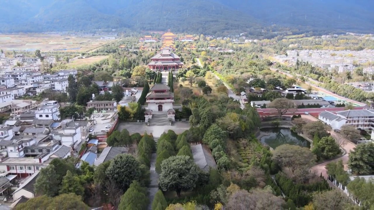 云南大理崇圣寺三塔千年古寺唐朝启建来回特写航拍视频素材