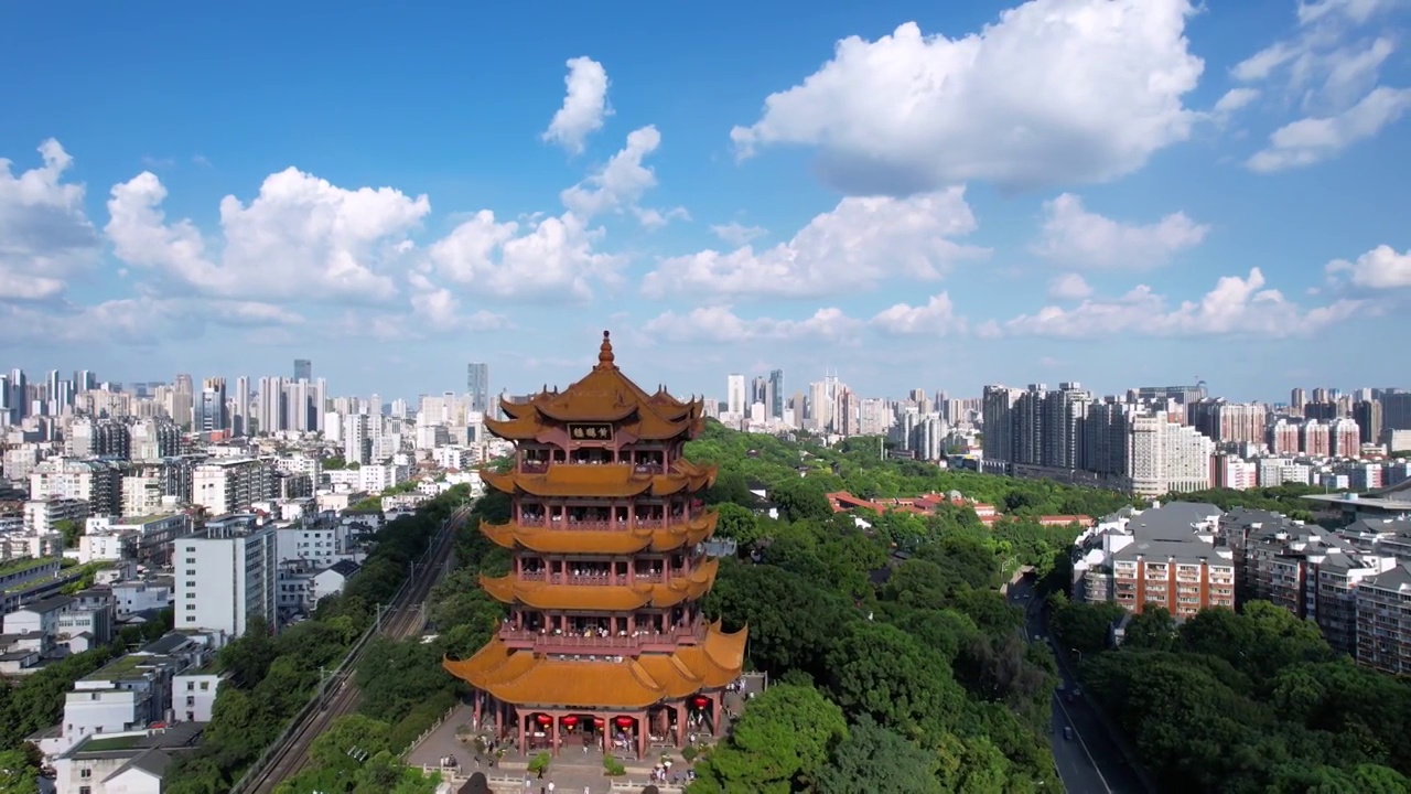 航拍湖北武汉地标旅游黄鹤楼景区视频素材