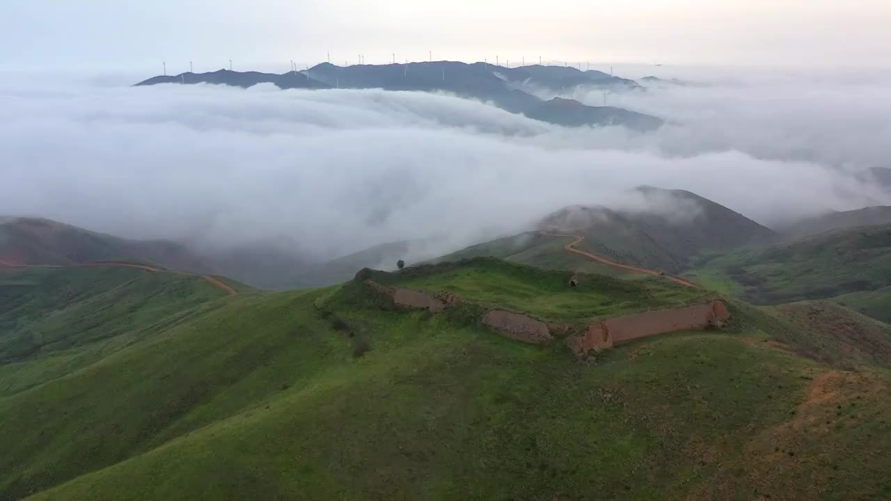 山西桦门堡长城云海视频素材