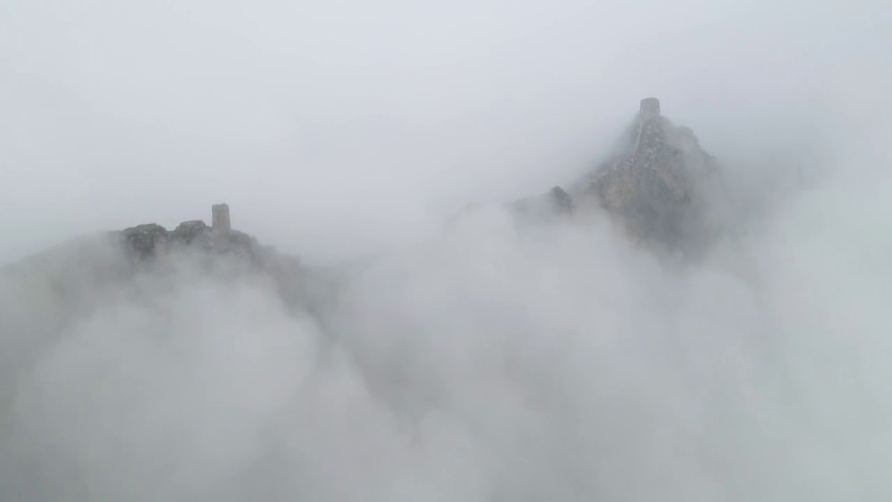 2021长城雪景雪山航拍特写视频视频素材