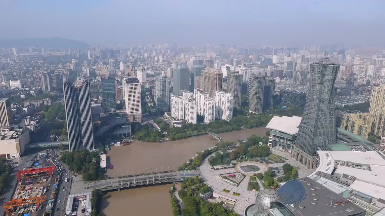 航拍浙江杭州武林广场建筑景观视频素材