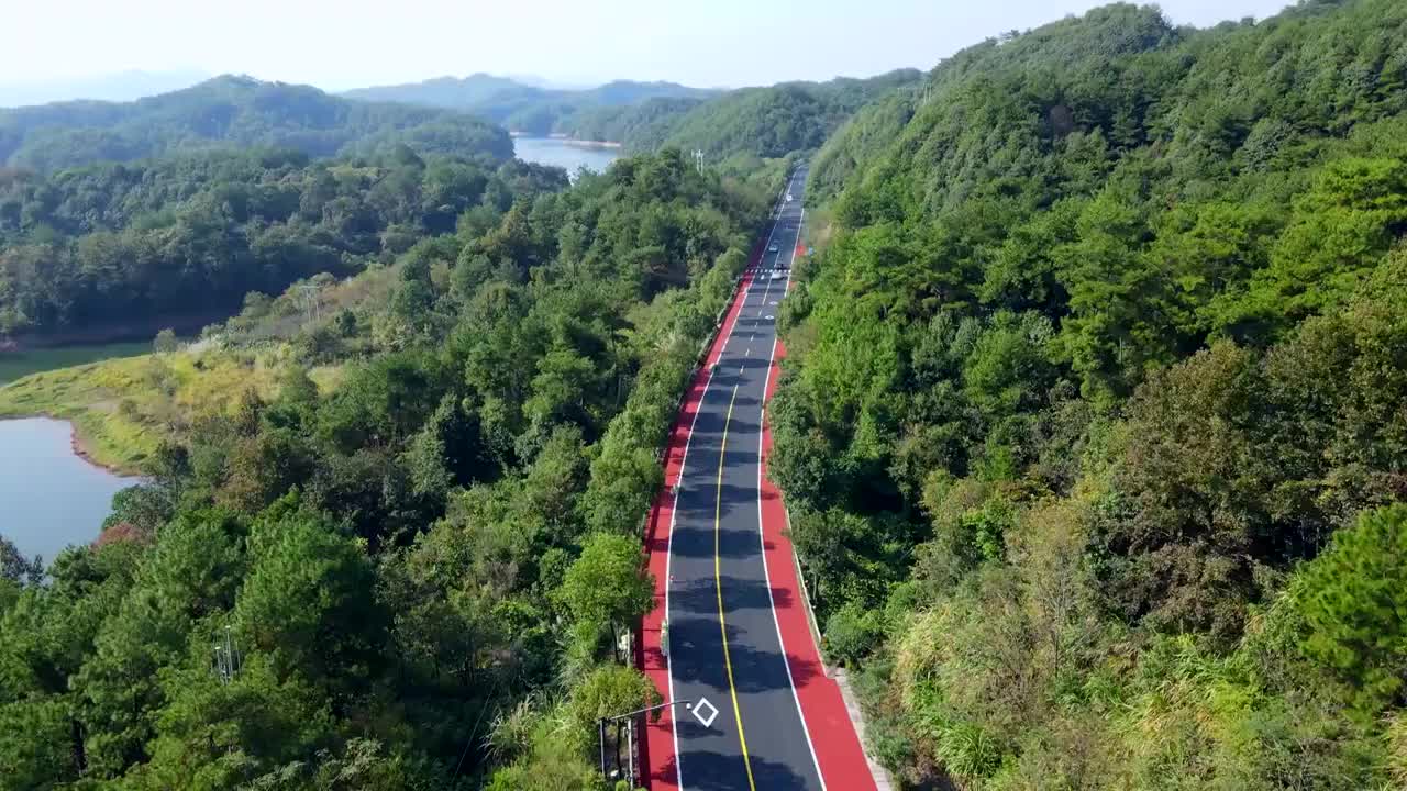 航拍户外森林盘山公路视频素材