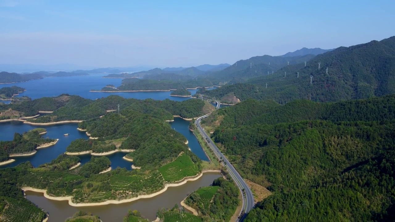 航拍杭州千岛湖青山绿水湖泊水景视频素材