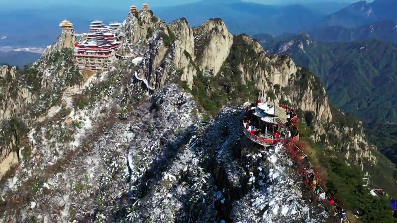 河南省洛阳市栾川县老君山风景区马鬃岭伏牛山主峰视频素材