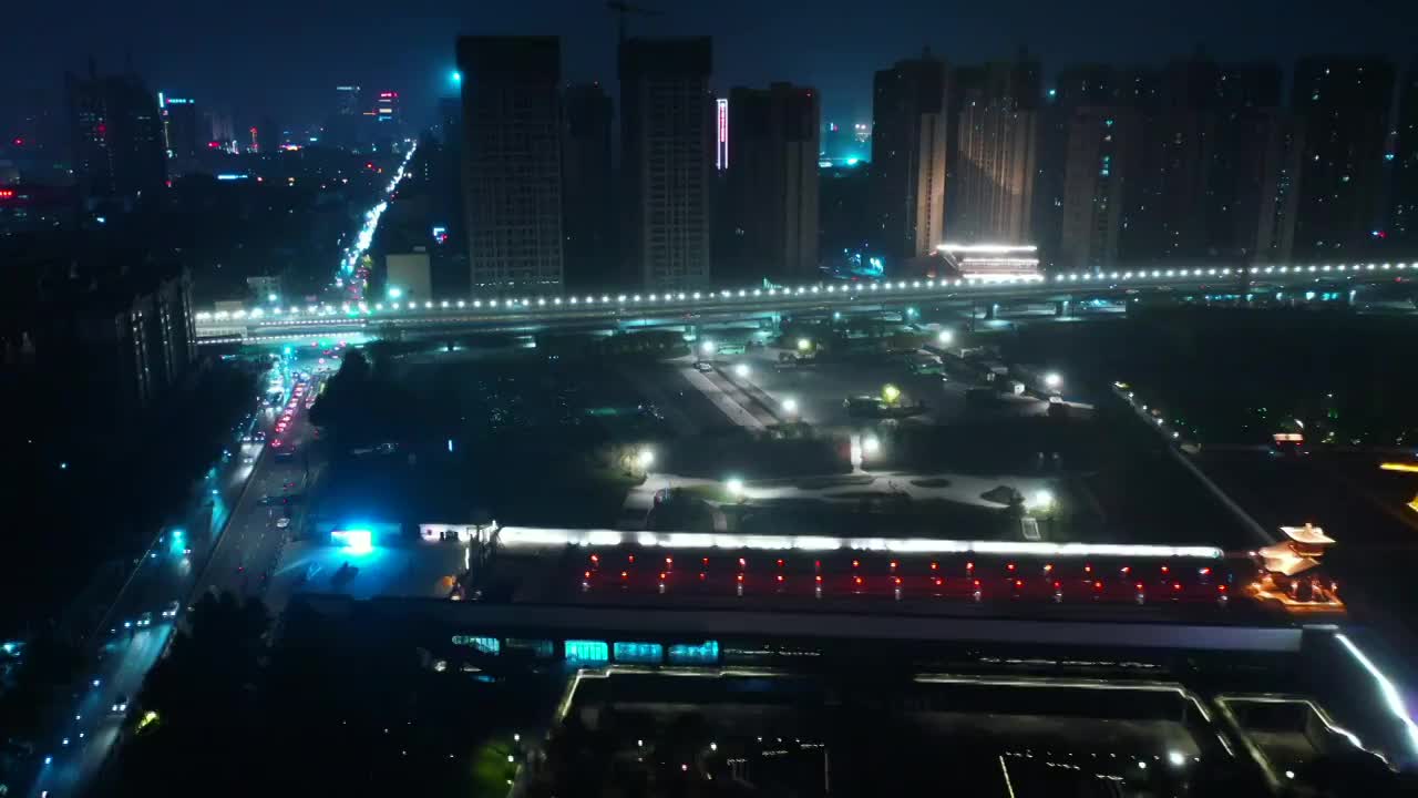 河南省洛阳市西工区九州池遗址景区瑶光殿夜景视频素材