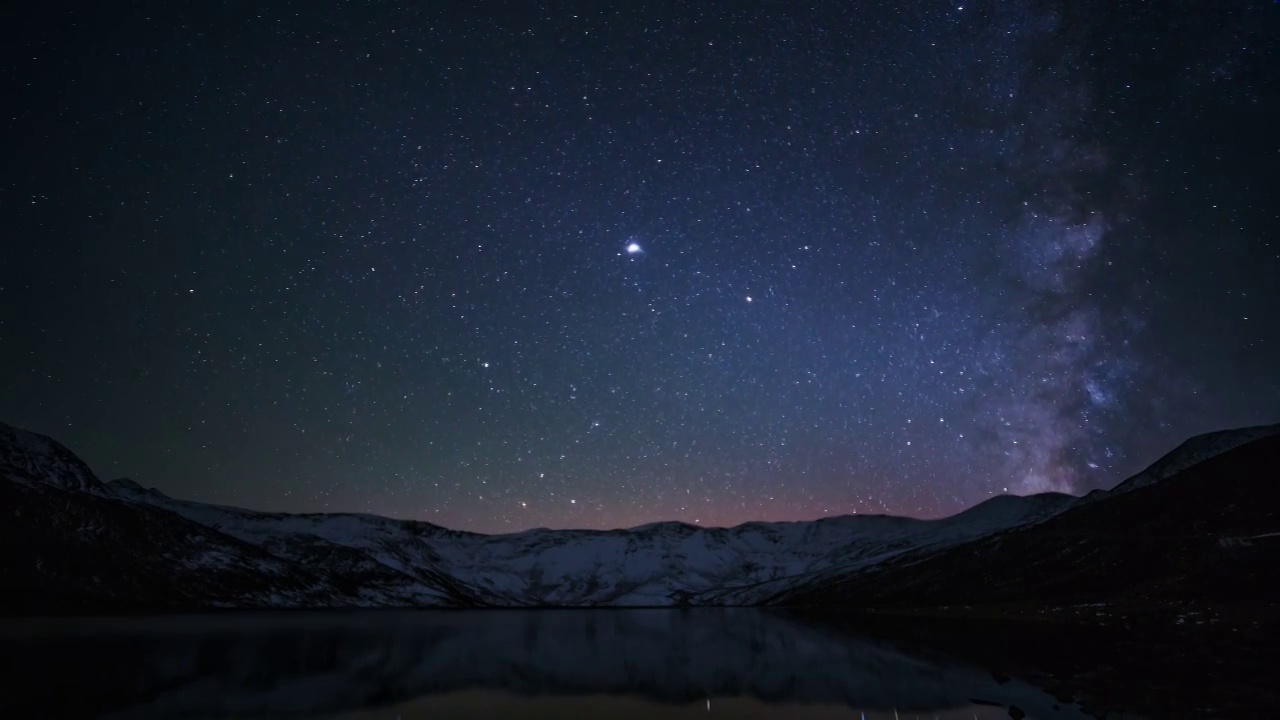四川川西雪山海子星空视频素材画面2