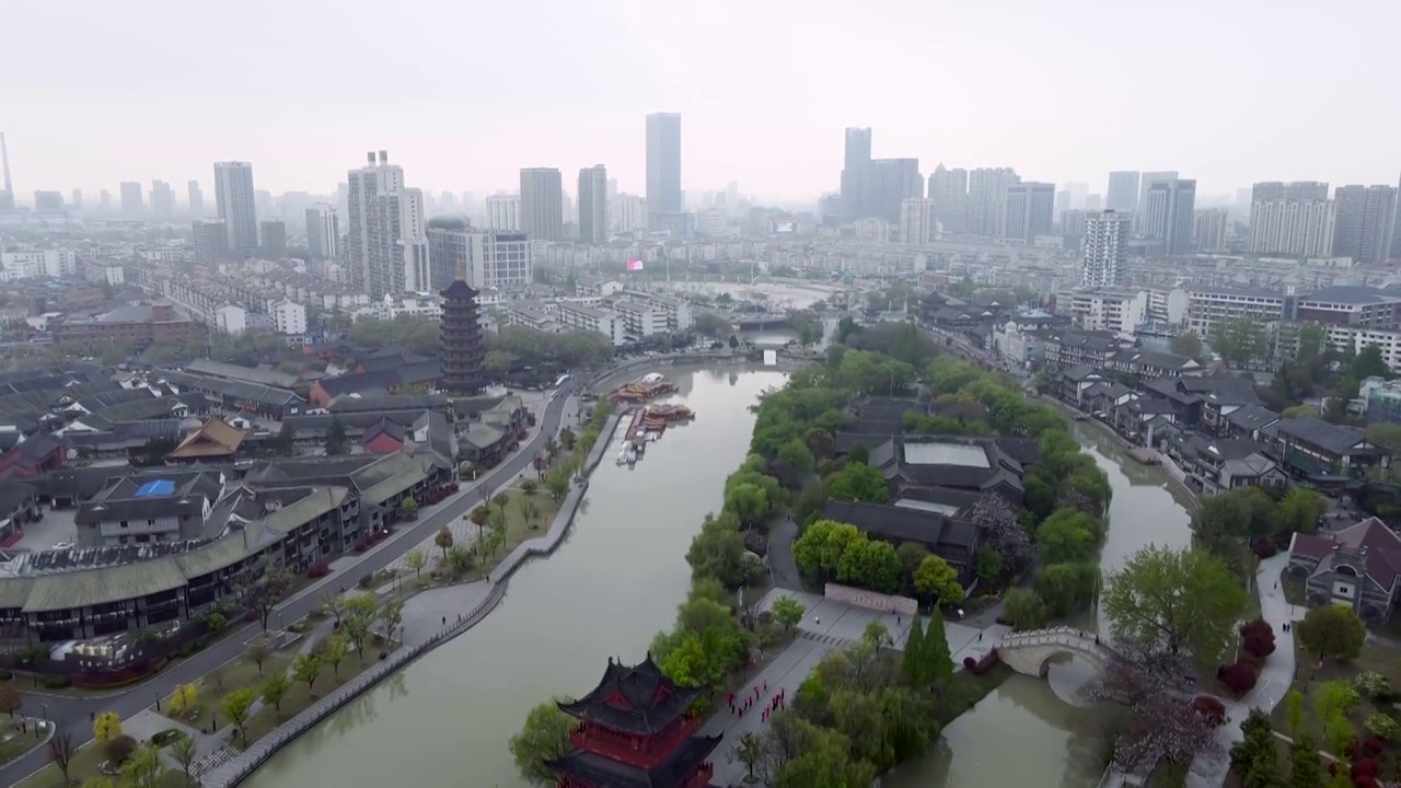 航拍江苏淮安清江浦中洲岛运河沿岸风景视频素材