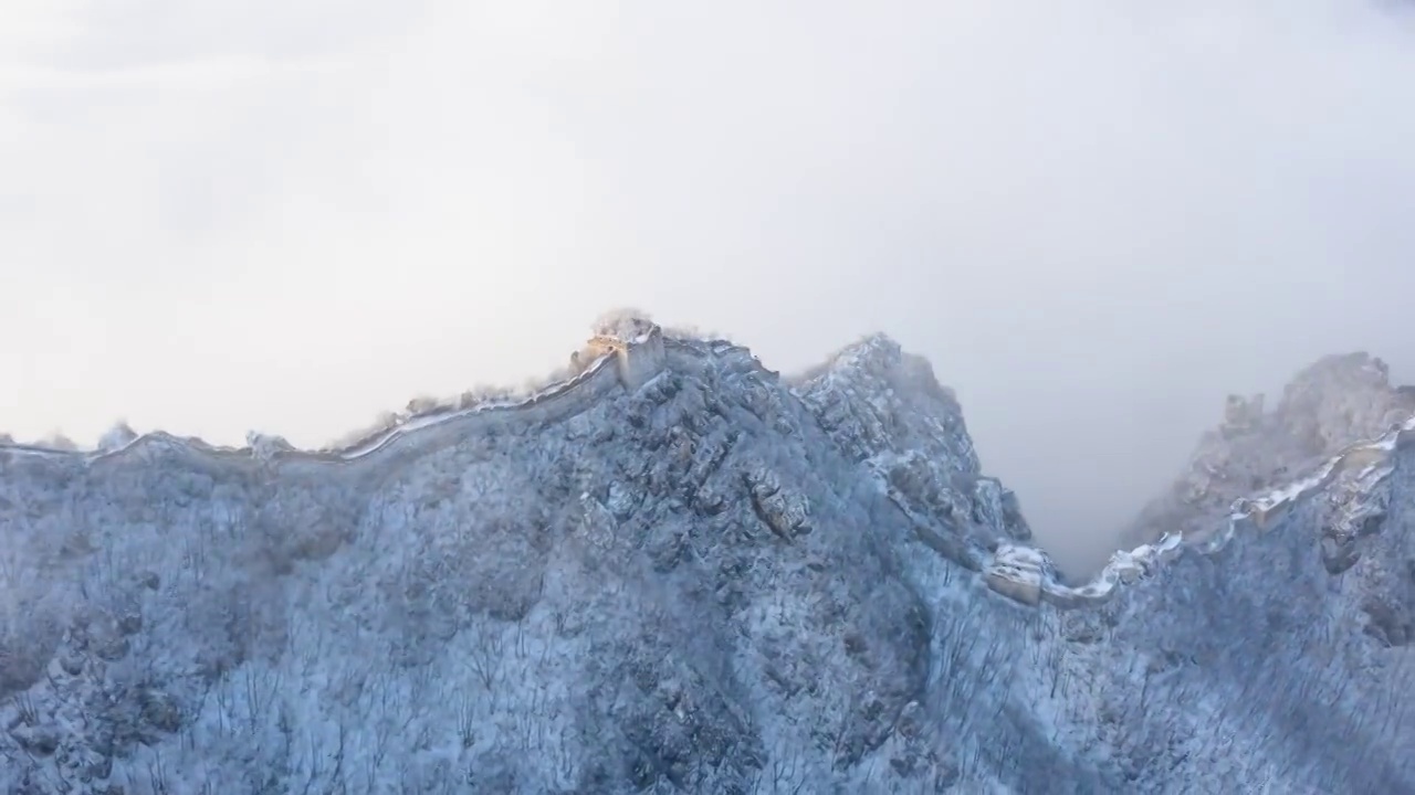 雪后箭扣长城延时视频素材