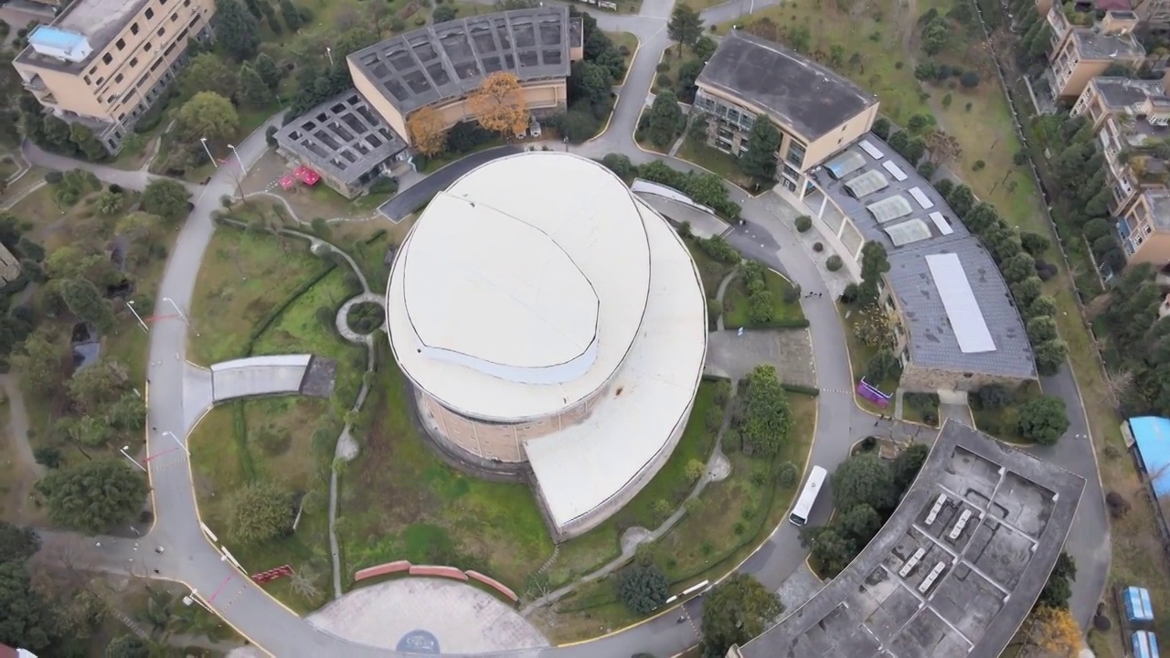 4K航拍大学校园，全景，鸟瞰视频素材