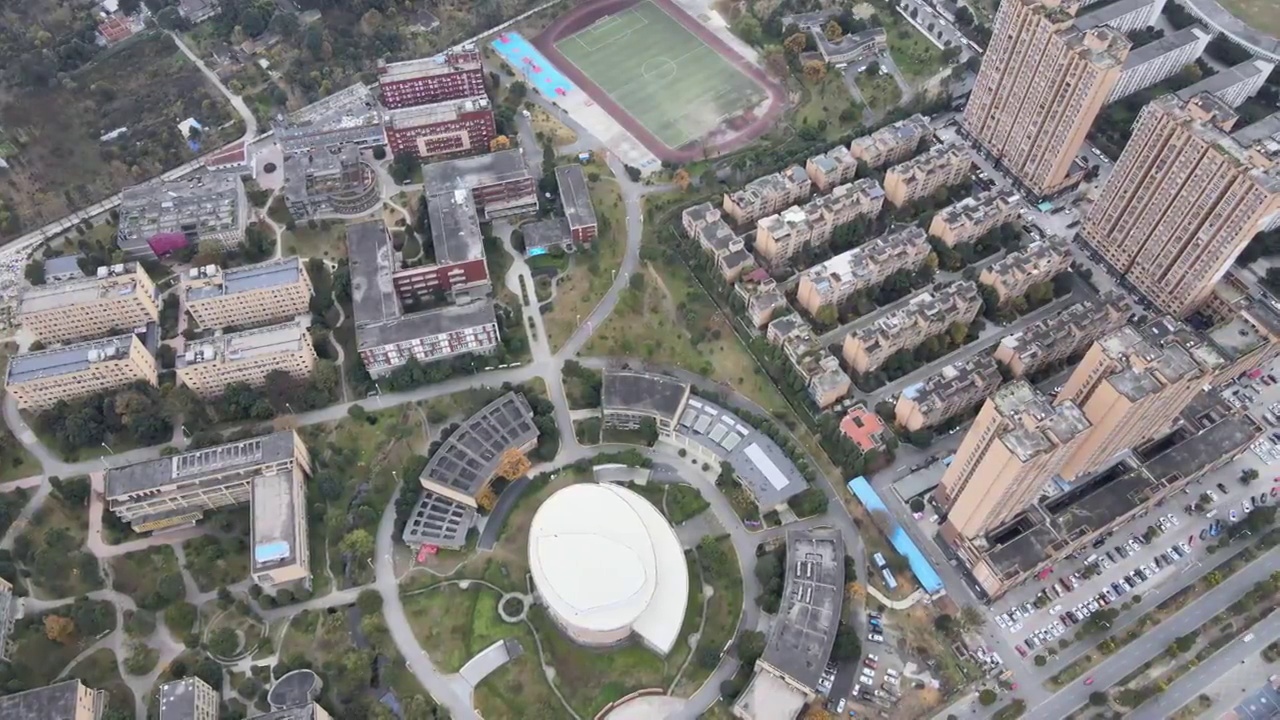 4K航拍大学校园，全景，鸟瞰视频下载