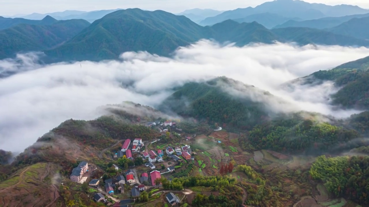 东阳天山唯美云海风光4K航拍延时视频素材