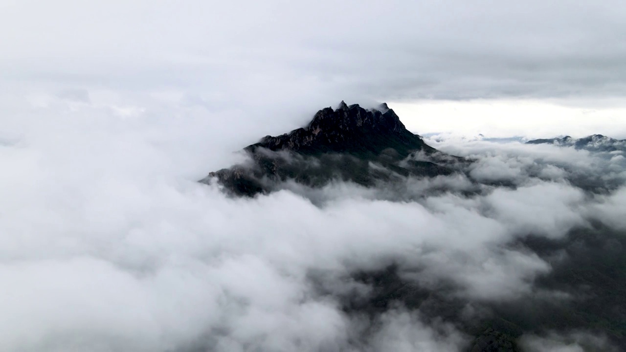 长城夏季云海大景观视频素材