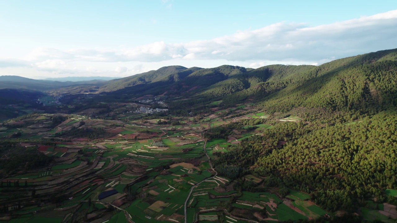 云南省红河州石屏县哨冲镇田园风光视频素材