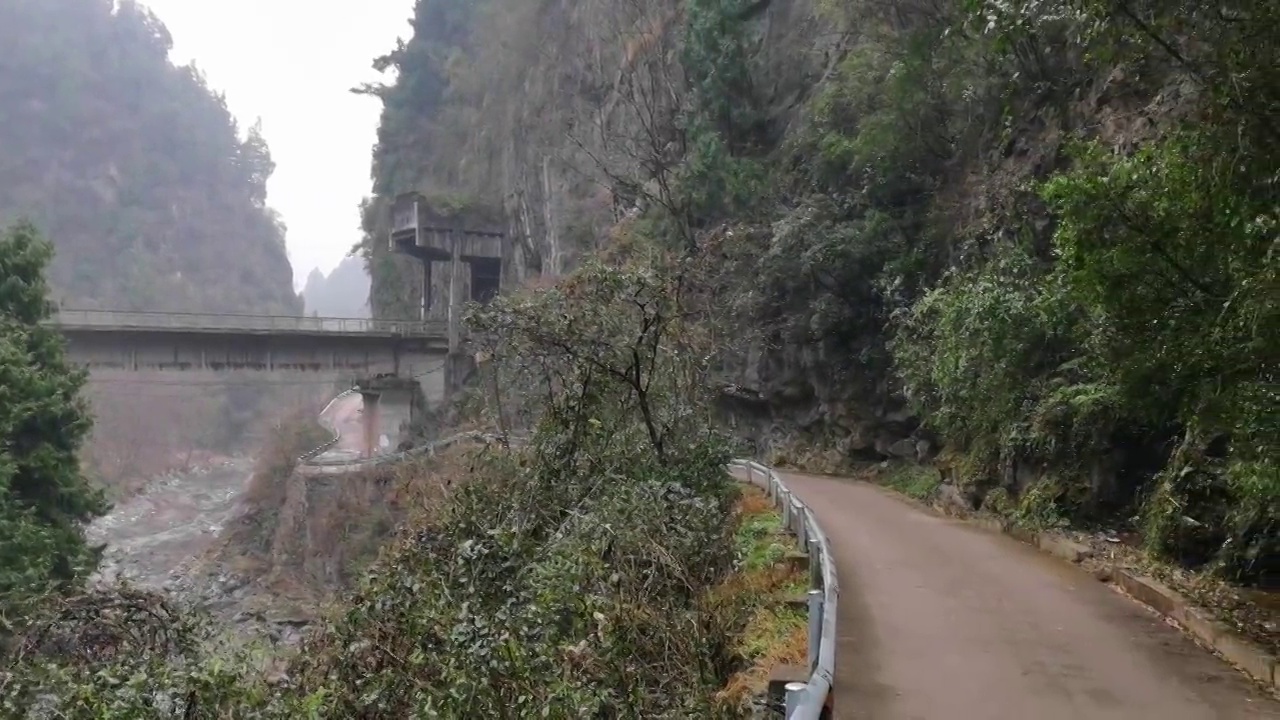 宝成铁路八庙沟隧道视频素材