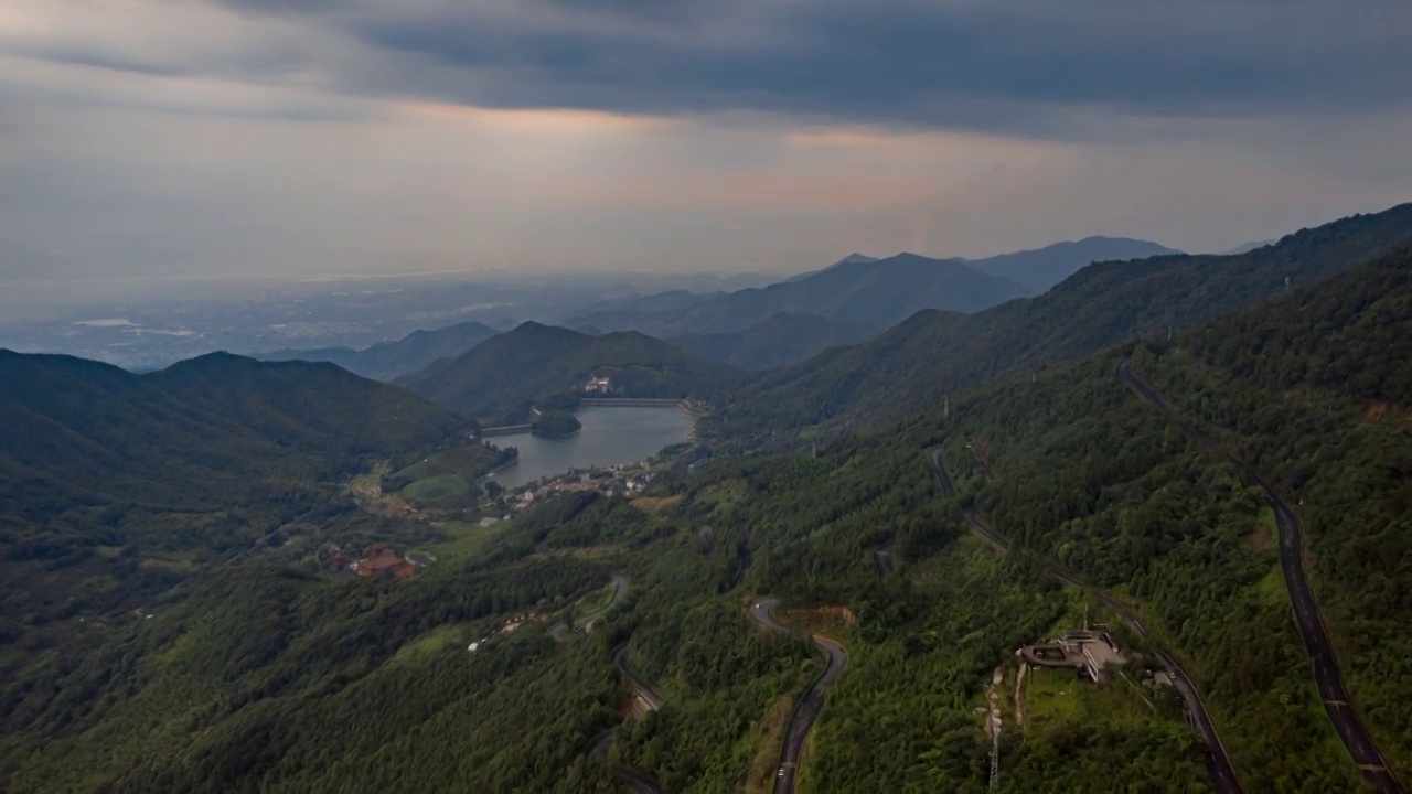 金华北山盘山公路鹿田水库航拍延时视频视频素材