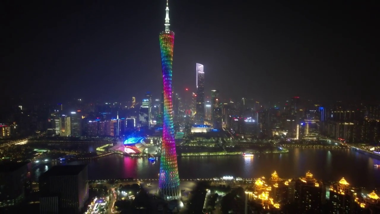 广州城市地标广州塔航拍视频素材画面4