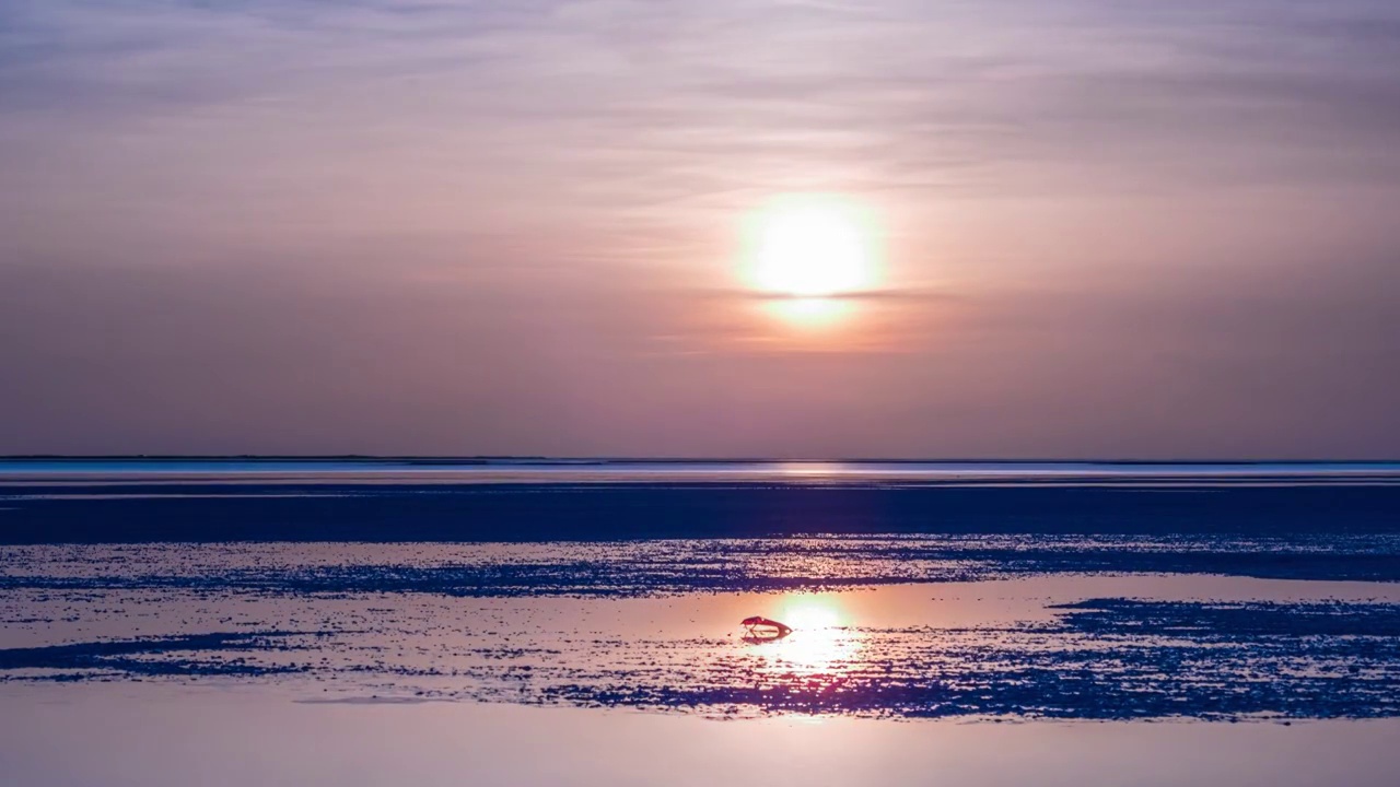 青海盲崖翡翠湖日落视频素材