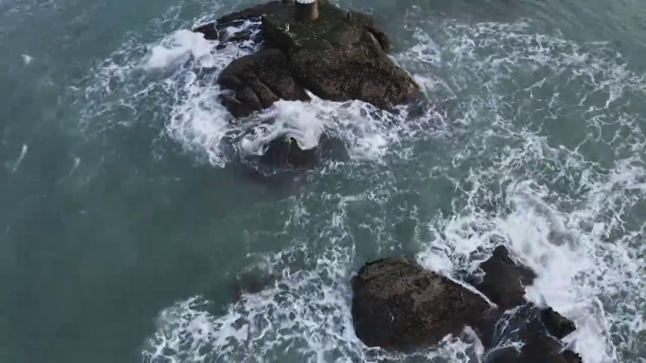 航拍国家海洋公园昌江黎族自治县棋子湾景区视频素材