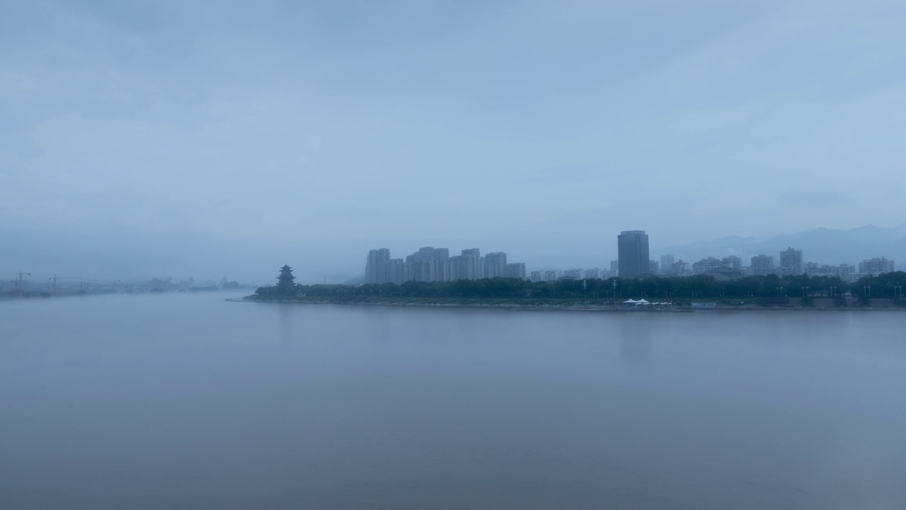 丽水南明湖应星楼平流雾视频素材