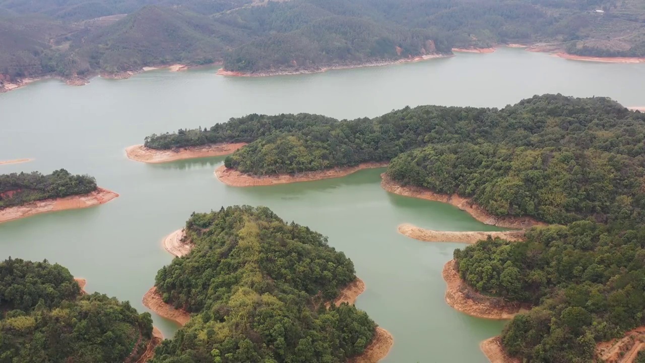 航拍贺州钟山碧溪湖视频素材